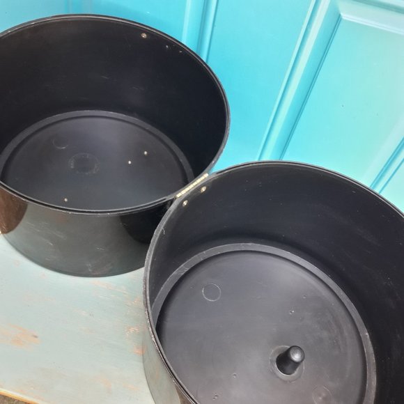 Vintage Wig Box or Hat Box Tall Narrow Suit Case Mod 60s Art Deco Contempo Hard - Picture 4 of 16